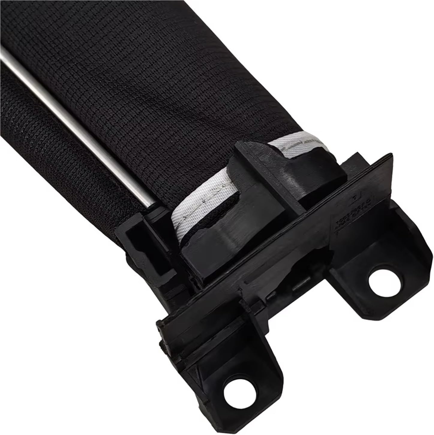 在庫ラスト】進撃の巨人 スクエア缶 リヴァイ 3種類 オルオ グンタ